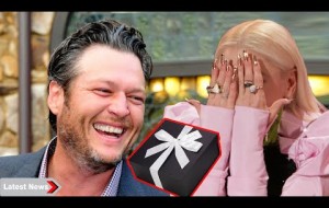 Blake Shelton laughed when he revealed the first Christmas present Gwen Stefani gave him