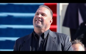 Garth Brooks Sings 'Amazing Grace' To Unite America During Inauguration