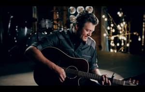Blake Shelton - Minimum Wage (Acoustic)