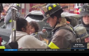 Firefighters rescue mother, daughter from Bronx building blaze